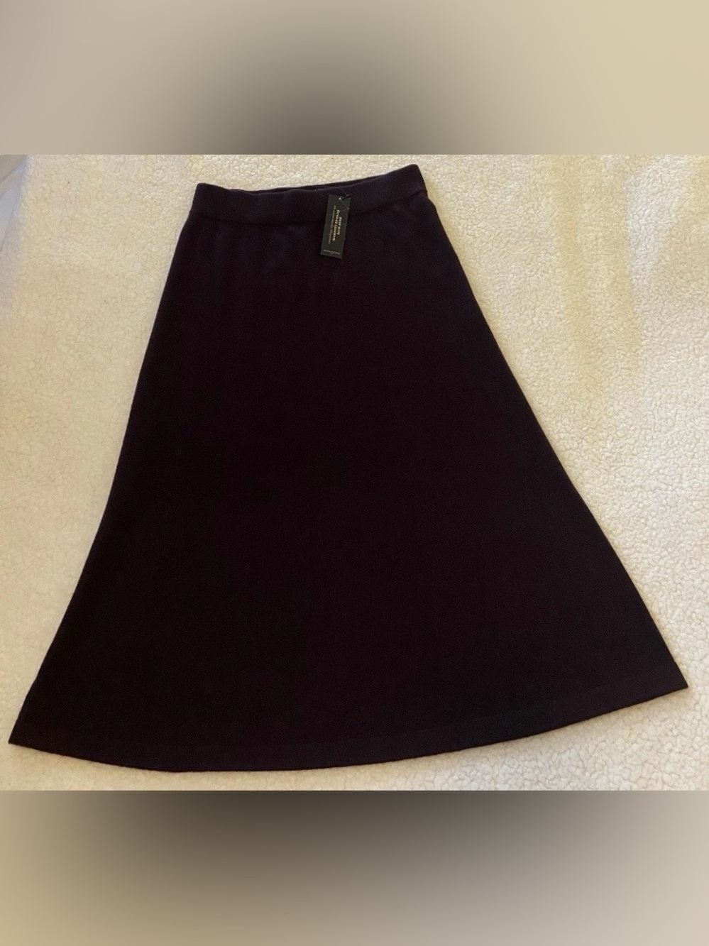 $200 NWT 100% Cashmere Banana Republic Small Skirt Midi Knit Pinot Noir Straight